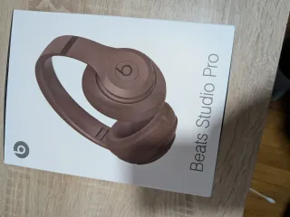 Cascos Beats Studio Pro Marron/blanco/negro