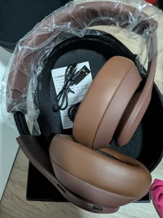 Cascos Beats Studio Pro Marron/blanco/negro