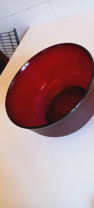 Ciotola in vetro vintage rosso rubino