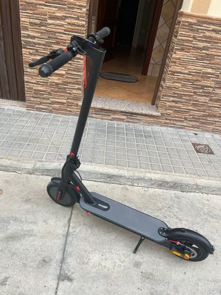 Patinete Eléctrico Incluye candado y  cargador
