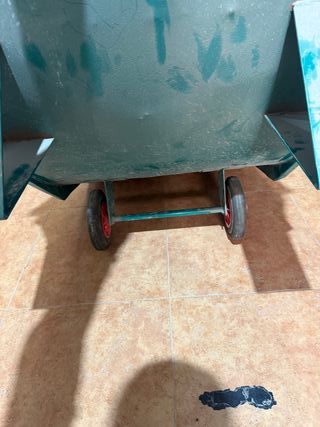 Amasadora reforzada THECA con ruedas