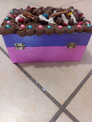 Portagioie a forma di torta, handmade