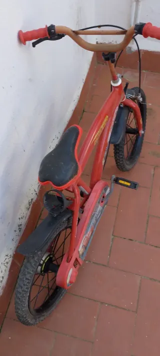 Bicicleta infantil roja STORM