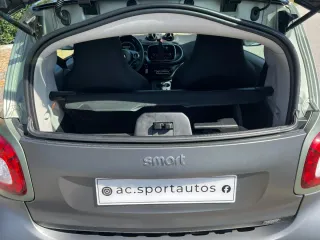 smart fortwo Edición especial Brabus x Pull&Bear