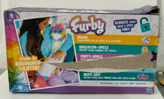 DJ Furby Rainbow, 2025, Aleman