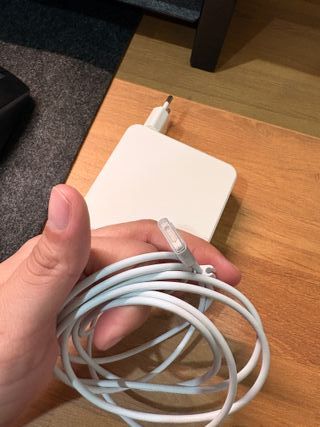 Cargador Apple Macbook Magsafe 2 85W