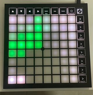 Controlador MIDI con Pads Iluminados