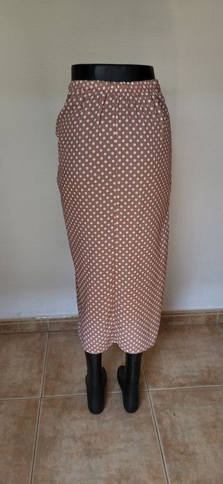 Falda larga asimétrica topos