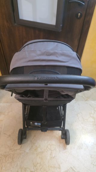 Silla de paseo gris Kinderkraf Nubi 2