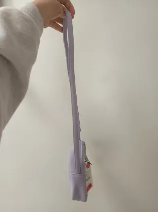 Bolso bandolera lila Lefties