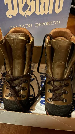 Botas Trekking BESTARD Marrones Nuevas