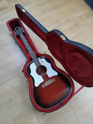 Guitarra electroacústica Epiphone J45 Slash.