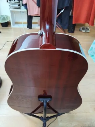 Guitarra electroacústica Epiphone J45 Slash.