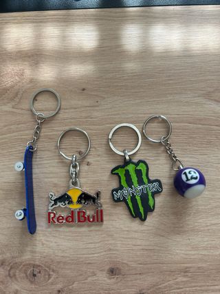 Llaveros de metal: Red Bull, Monster, Skate, bola