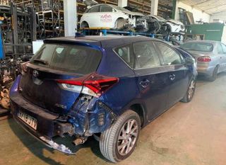 214559 8126002480ad luz toyota auris 1.2 (116 cv |
