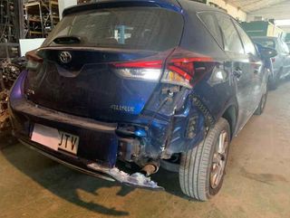 214559 8126002480ad luz toyota auris 1.2 (116 cv |