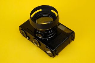 Minolta Leica CL + Voigtlander 40mm f/1.4