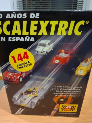 SCALEXTRIC CAJA DE LOS SEAT 600 DEL 40 ANIVERSARIO