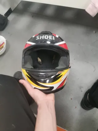 Casco Moto SHOEI Negro Rojo Blanco
