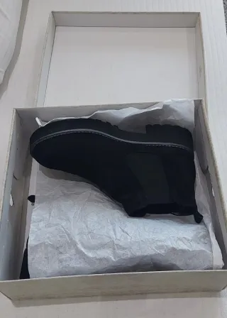 Botín señora Creeks negro.  N. 40