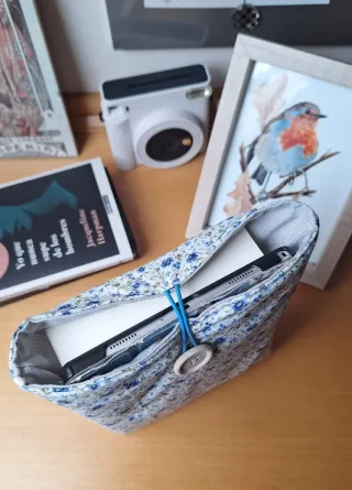 Funda libro / tablet floral azul