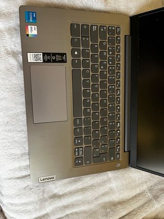 Portátil Lenovo IdeaPad 3 Gris