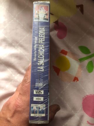 VHS Beverly Hills Ninja (La Salchicha Peleona)