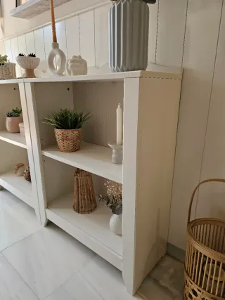 Juego 2 estanterías blancas