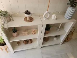 Juego 2 estanterías blancas