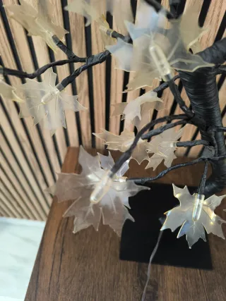 Lámpara Árbol Hojas Transparentes