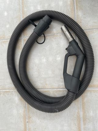 Aspirador de agua Delphin DP 2002