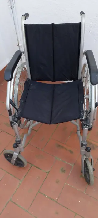 Silla de ruedas para reparar