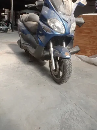 Piaggio X9 Maxi Scooter Azul 200cc