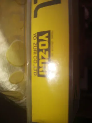 Señuelo de pesca y sedal