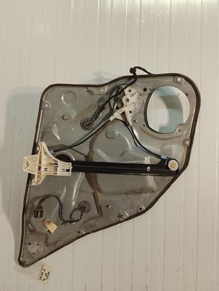 2824 6l4839756l elevalunas tras der seat ibiza