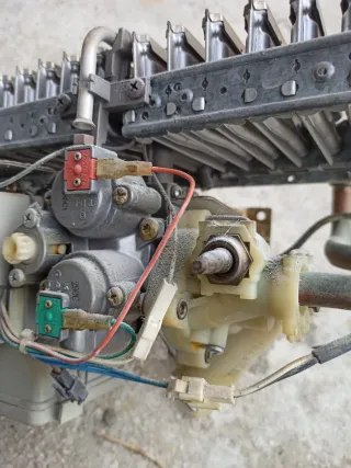 Despiece Calentador Junkers HR11 B31 S2895