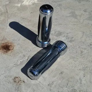 Puños Custom Cromados 22mm con Goma