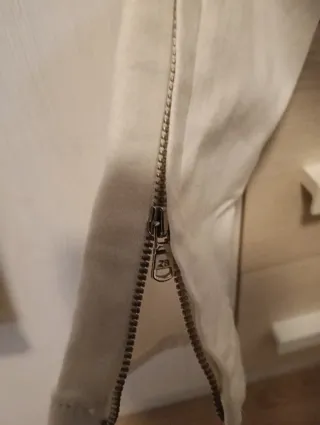 Lote de camisetas y pantalones Zara .