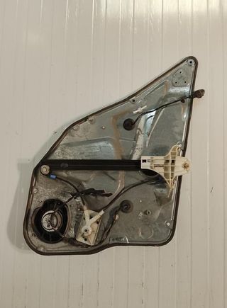 Elevalunas tras der seat 6l4839756l ibiza 2825