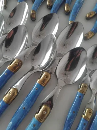 Cubertería Laguiole 12 pax