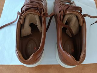Zapatillas Clarks Marrones de piel.