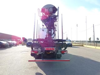 Scania R 440 - CAMION PLATAFORMA PARA TRONCOS