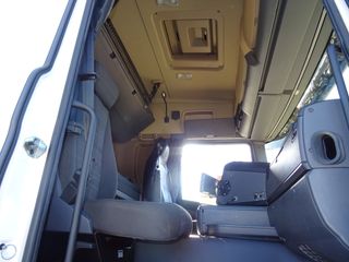 Scania G 480 - CAMION CON PLATAFORMA