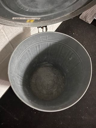 Cubo basura metálico Ikea