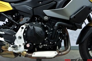 BMW F 900 XR EXCLUSIVE