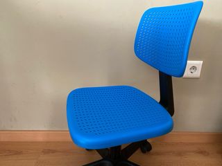 Silla Ikea infantil azul
