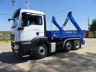 MAN FE 320 - CAMION GANCHO DE CADENAS