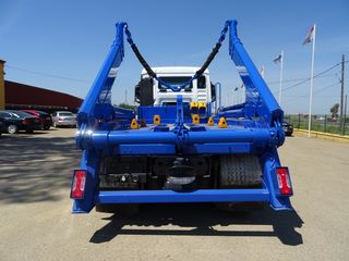 MAN FE 320 - CAMION GANCHO DE CADENAS