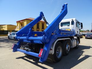 MAN FE 320 - CAMION GANCHO DE CADENAS