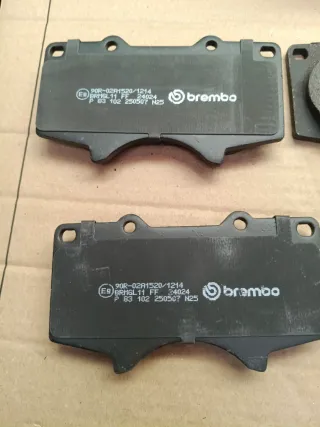 Juego Pastillas Freno Brembo P 83 102